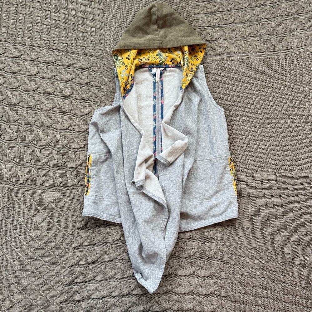Matilda Jane 435 Gray Vest ~ 10